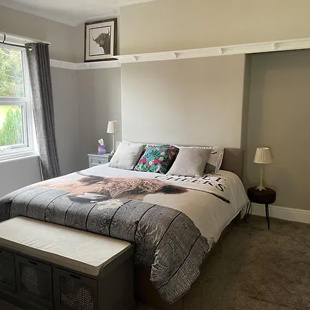 Seaside-scarborough-wifi-parking-petsok-sleeps-7 8 בית נופש סקארבורו