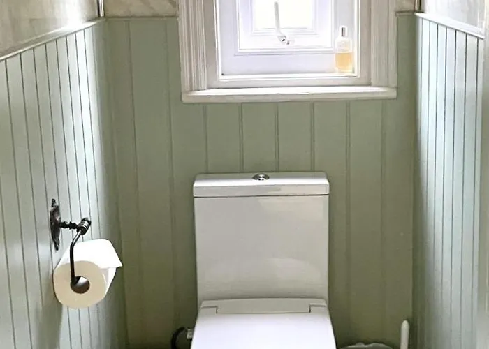 Seaside-scarborough-wifi-parking-petsok-sleeps-7 8 Hébergement de vacances