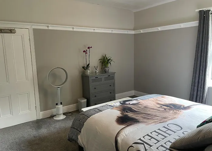 Hébergement de vacances Seaside-scarborough-wifi-parking-petsok-sleeps-7 8 *