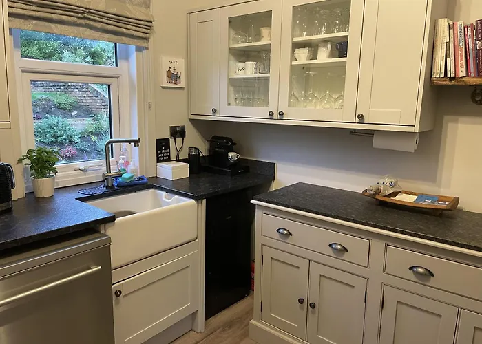 Seaside-scarborough-wifi-parking-petsok-sleeps-7 8 Hébergement de vacances Scarborough